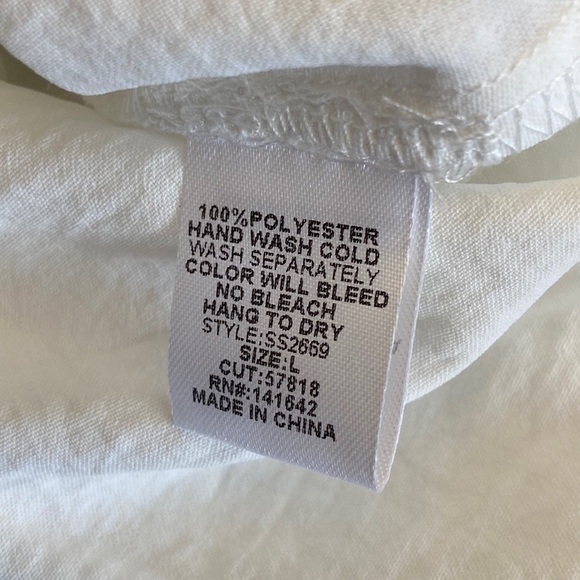 NWT White Hi Low Top - Picture 9 of 9